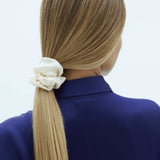 Edi silk scrunchie